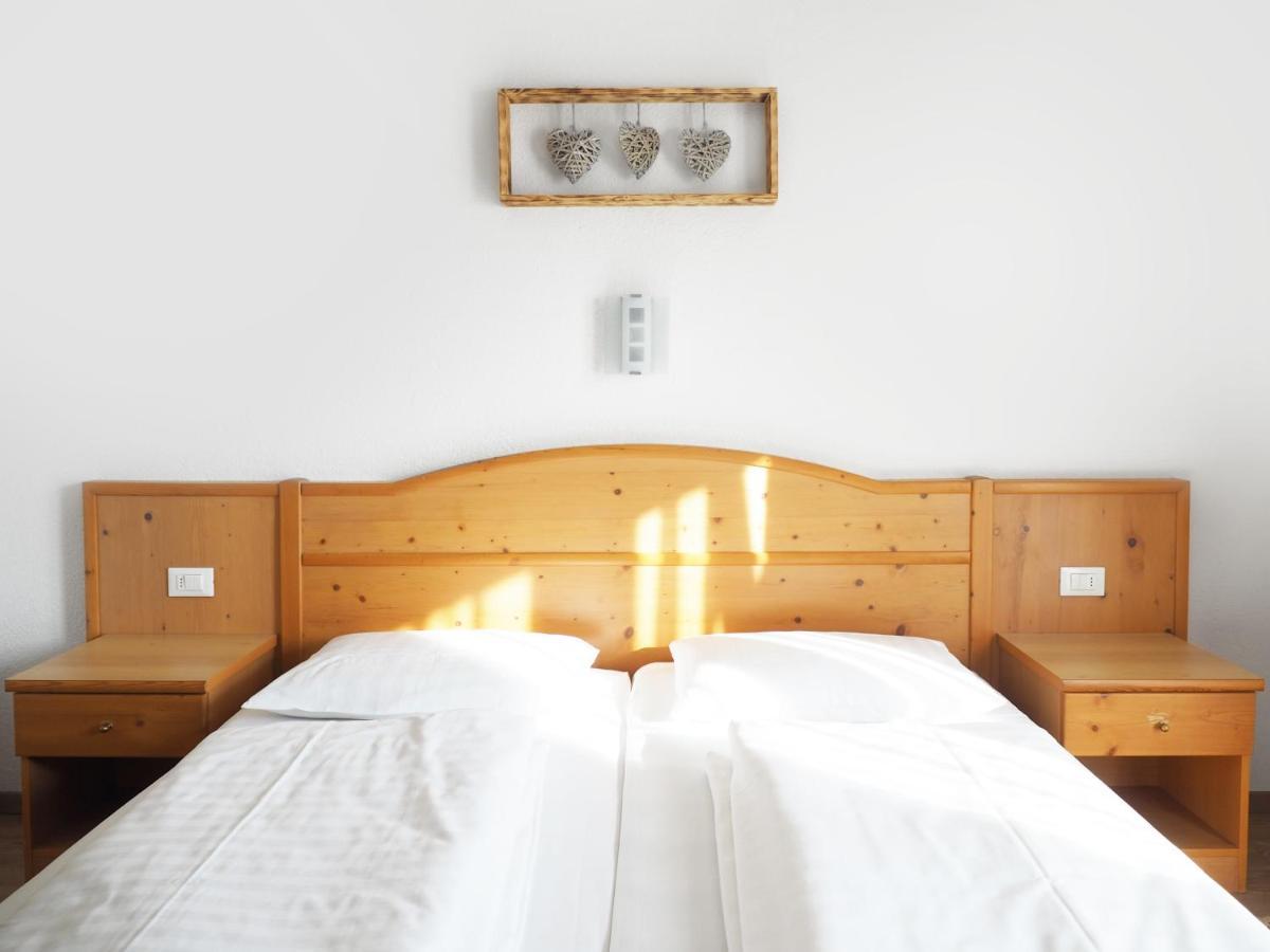 Guesthouse Rungg Badia (South Tyrol) Extérieur photo