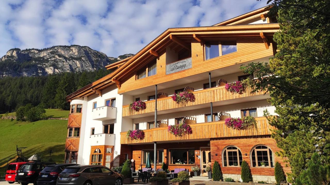 Guesthouse Rungg Badia (South Tyrol) Extérieur photo
