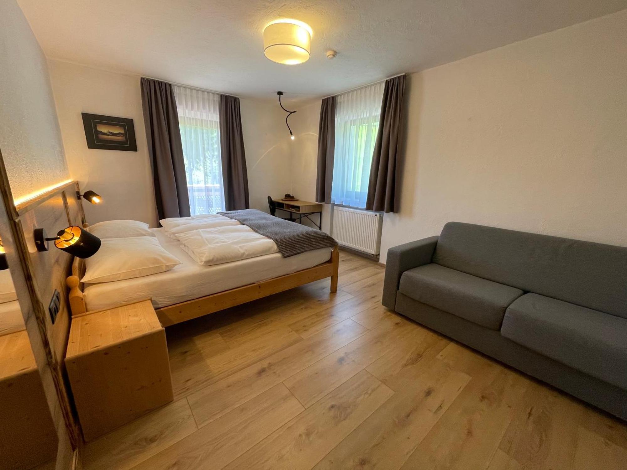 Guesthouse Rungg Badia (South Tyrol) Extérieur photo