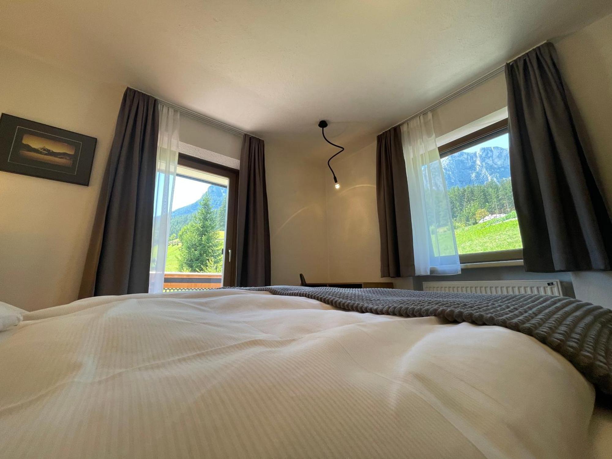 Guesthouse Rungg Badia (South Tyrol) Extérieur photo