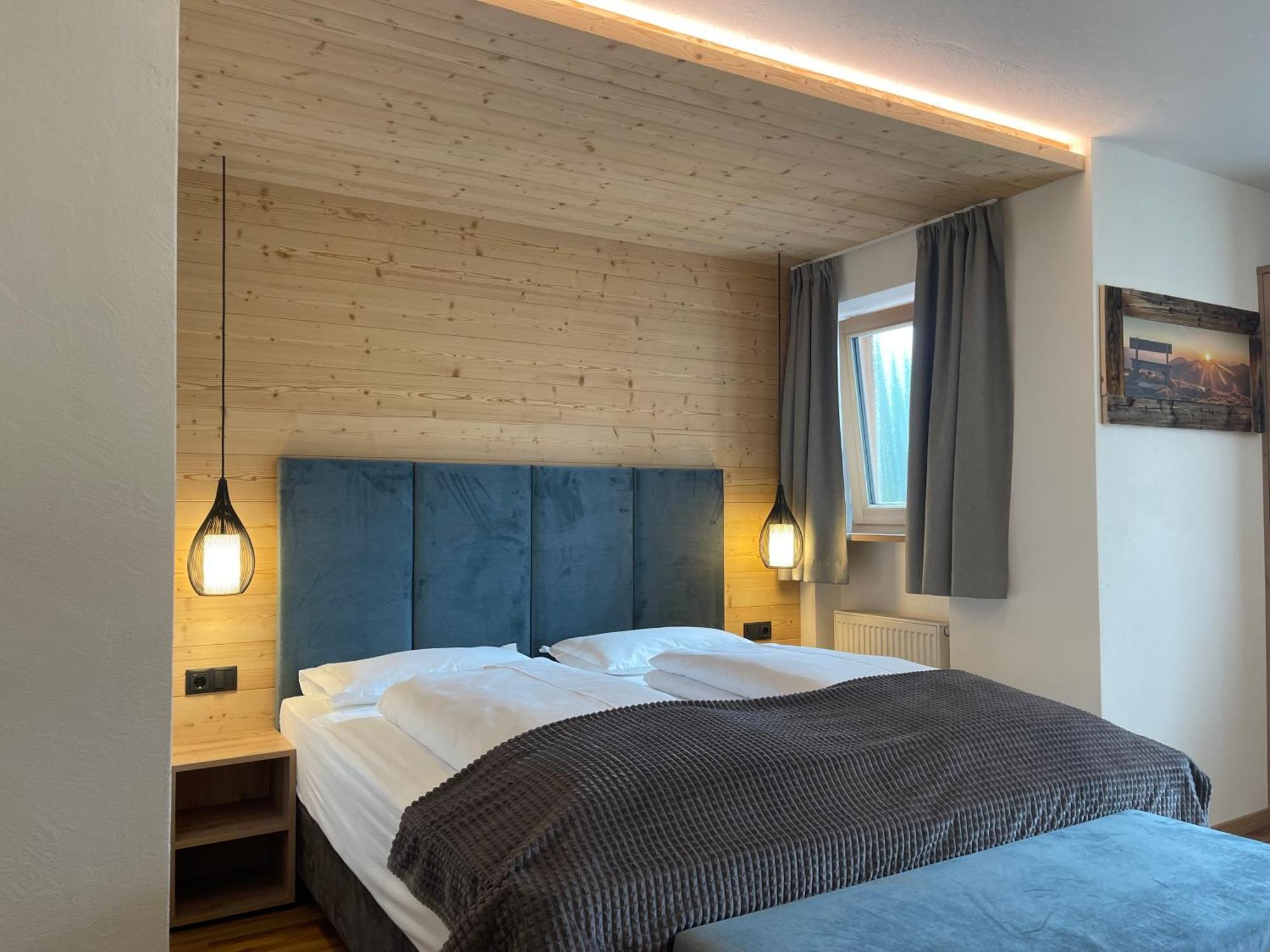 Guesthouse Rungg Badia (South Tyrol) Extérieur photo